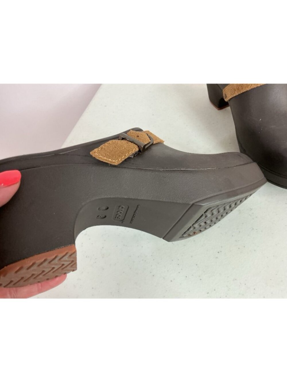 Crocs Brown Clogs Mules Slip On Slides Womens 8 - Picture 5 of 6